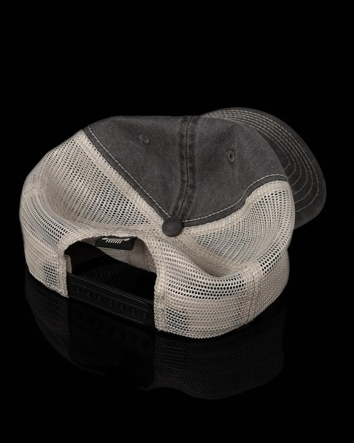 Jeep mens Trucker-style