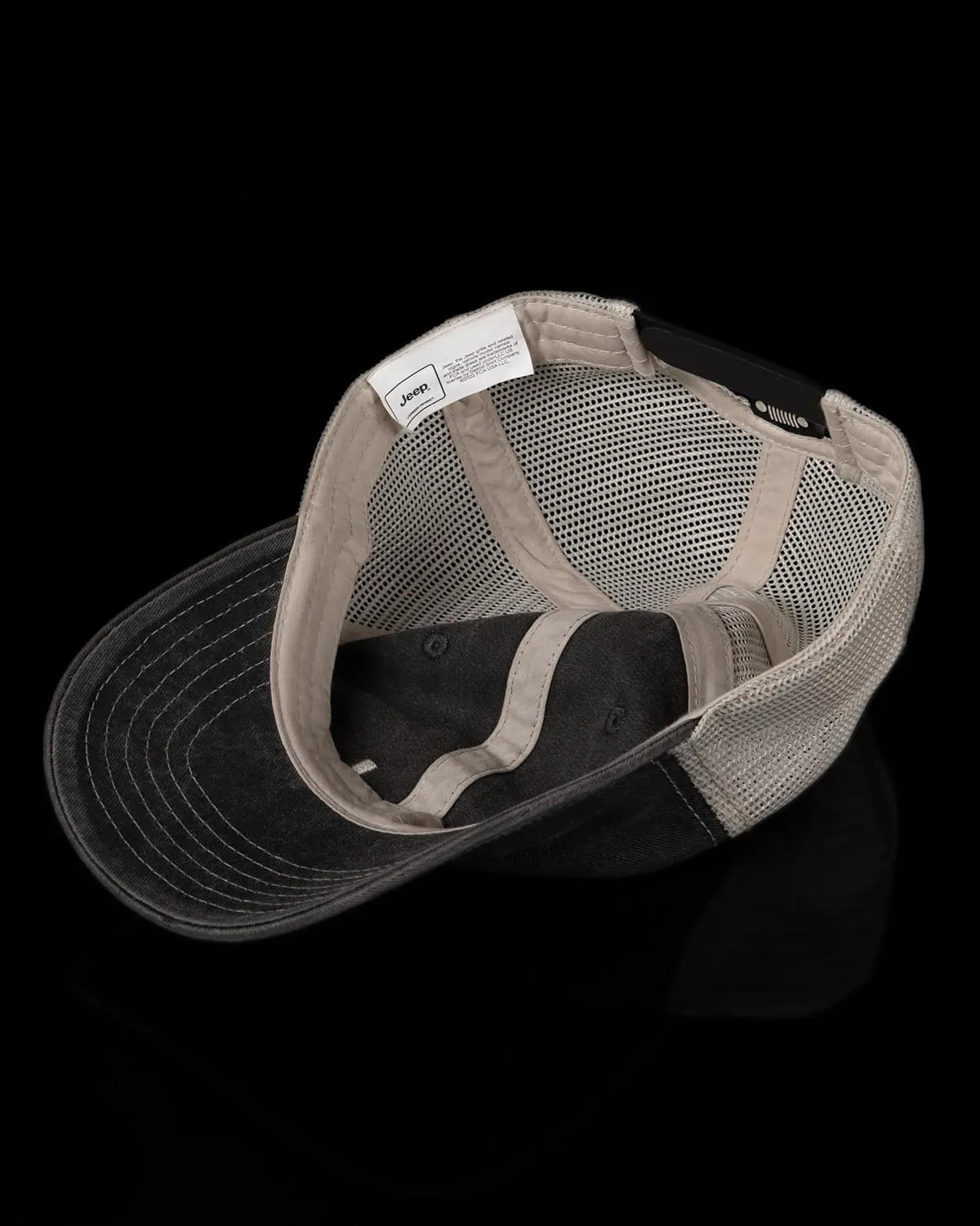 Jeep mens Trucker-style